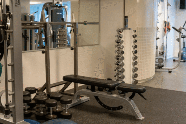 Sommargymkort på klinik Södermalm – träna hela sommaren för 975 kr!